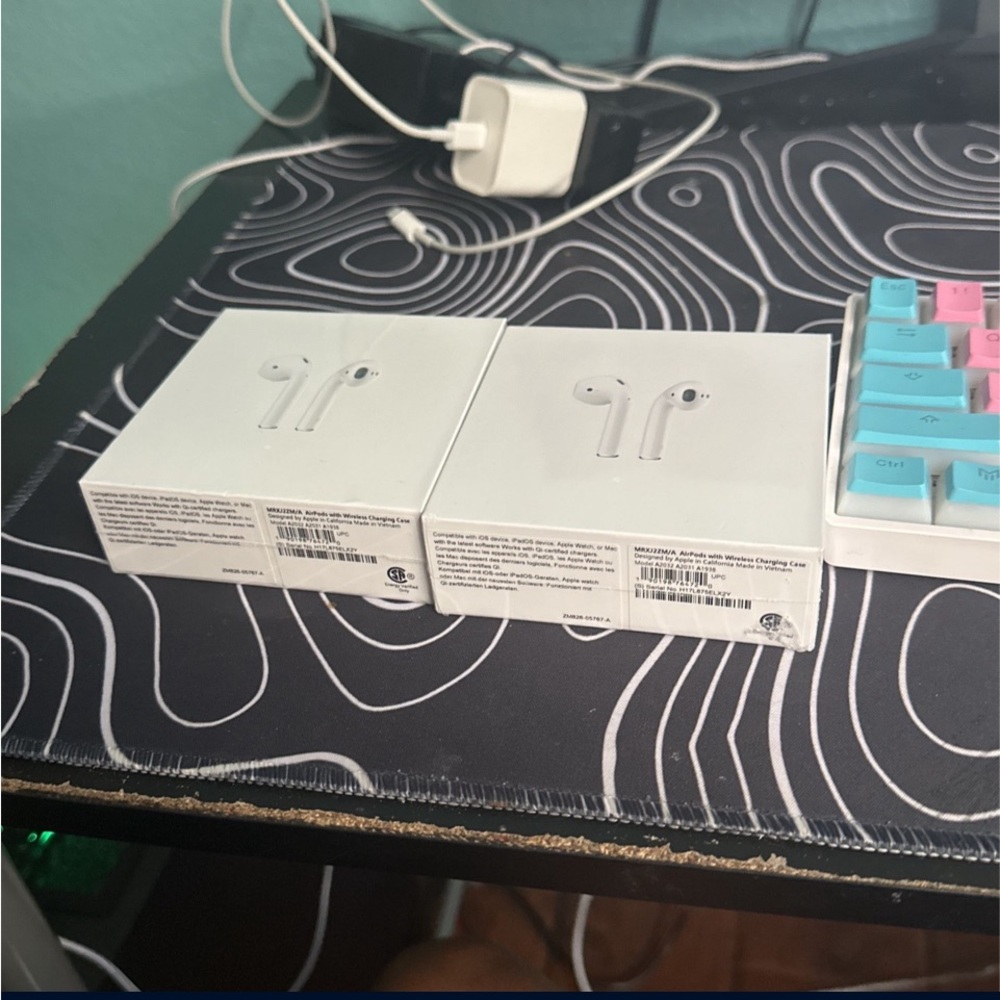 AirPods